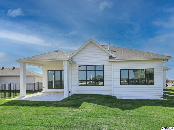 12715 S 79th St, Papillion, NE 68046