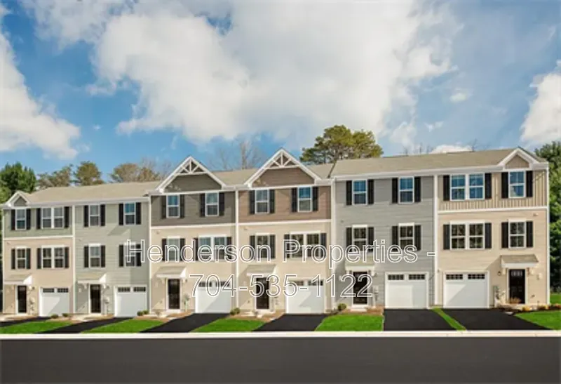 3 bed, 2.5 bath, 1545 sqft, $1,950 — Photo 1