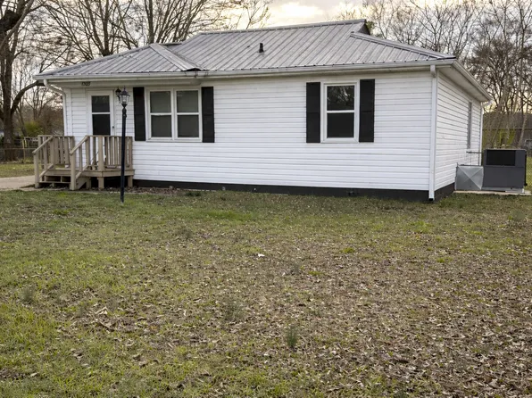 1205 Broadus Ave SE, Decatur, AL 35601