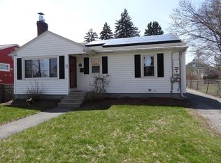 27 Brandon Rd, Worcester, MA 01606