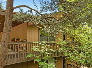 7538 SW Barnes Rd UNIT D, Portland, OR 97225