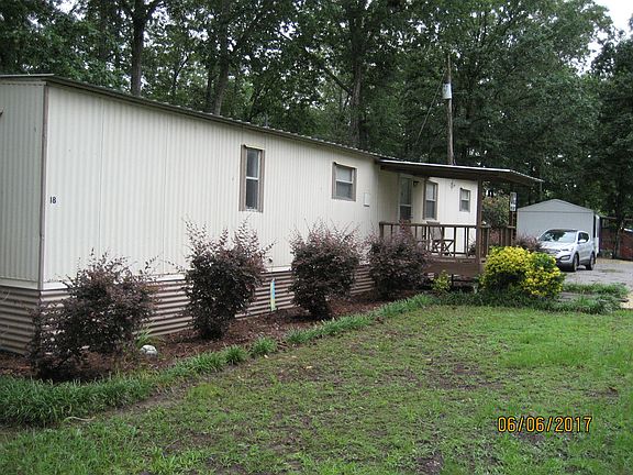 3rd image of 380 Lakeshore Dr #18