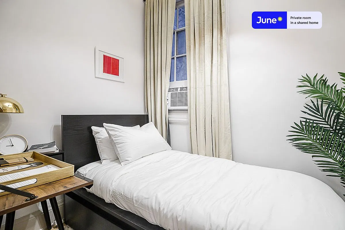 Twin bedroom in 5 bed/1 bath home in Hell's Kitchen #183 C — Photo 1