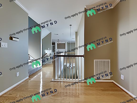5th image of 1105 Marconi St #C