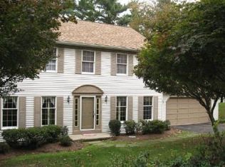 107 Black Bass Ln W, Media, PA 19063