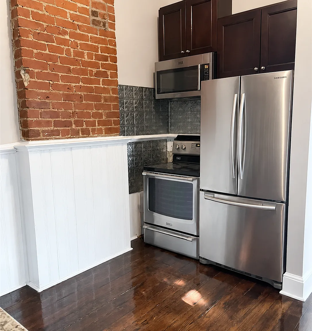 2 bed, 1.5 bath, 1029 sqft, $1,950 — Photo 4