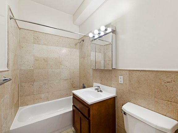 5th image of 2149 Frederick Douglass Blvd APT 4B