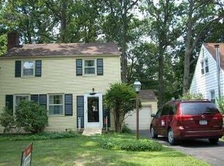 15 Randall Ter, Middletown, NY 10940