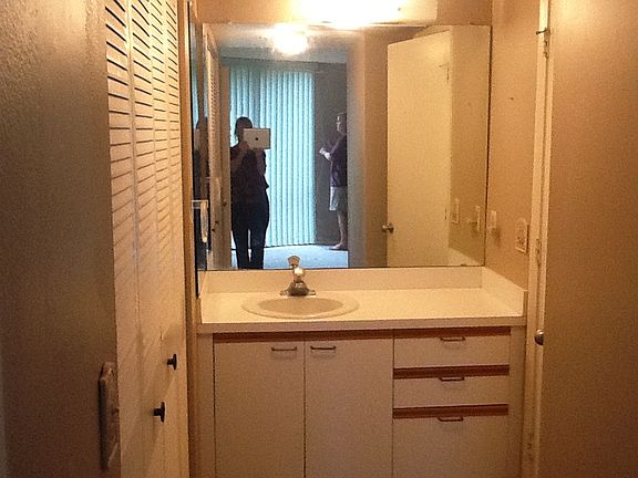 2nd image of 800 Cove Cay Dr Unit 1A