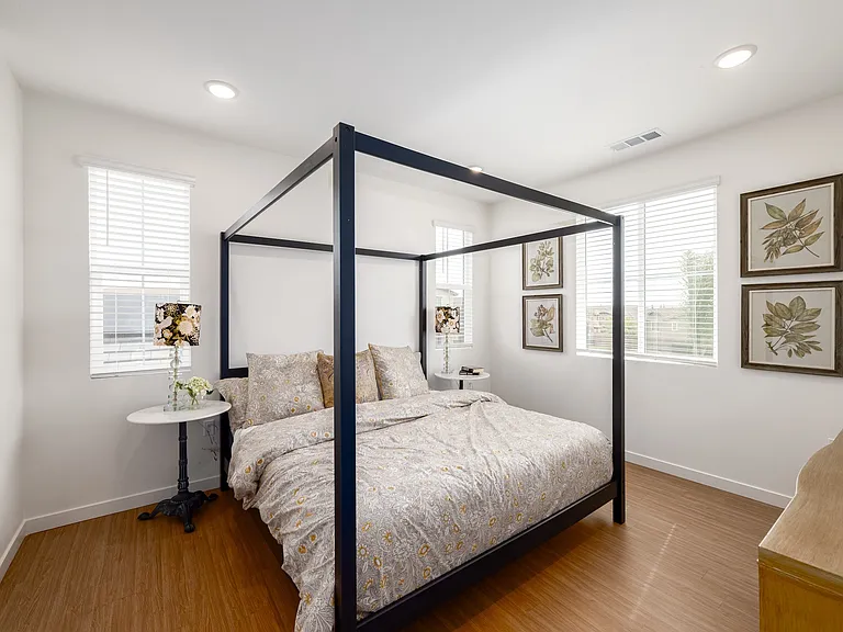 Glen at Fontana Homes — Photo 14