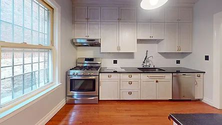 93 Park Terrace West, #AA