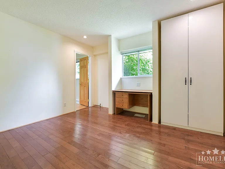 13900 Blackburn Ave #HOUSE — Photo 14
