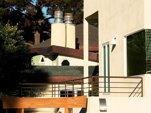 Zoom of Main Entrance