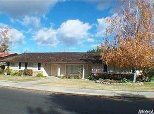 714 Page Ave, Los Banos, CA 93635