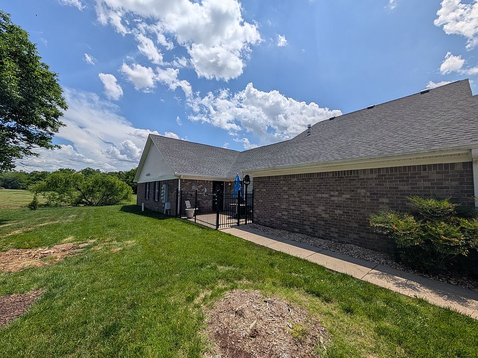 2nd image of 816 Lock 4 Rd Unit 301