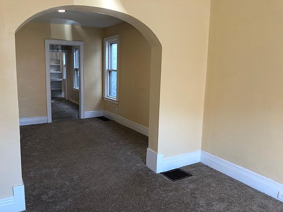 3rd image of 72 Woodside Ave #1