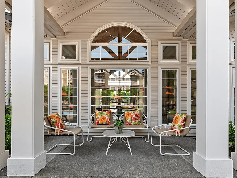 Relaxing outdoor seating with style