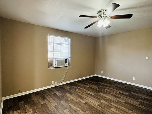 2nd image of 1397 Corley St #1