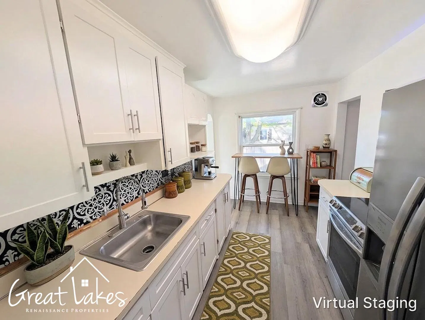 Stunning 3 Bedroom 1 Bathroom now available for rent — Photo 3