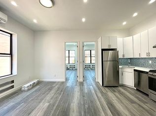 21-22 21st Rd #3R, Astoria, NY 11105