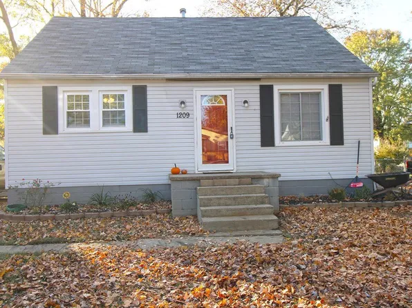 1209 S 3rd St, Boonville, IN 47601