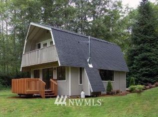 8670 NE Lovgreen Rd, Bainbridge Island, WA 98110