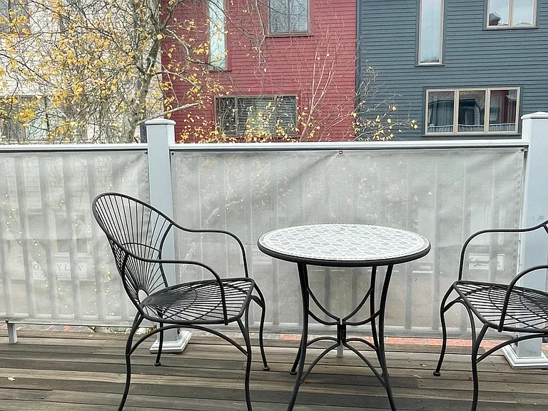 112 Swinburne Row — Photo 14