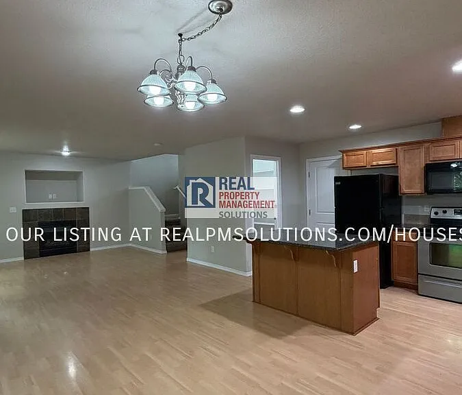 1851 SE Centurion Way — Photo 44