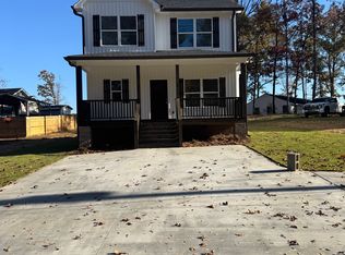 703 Green Rd, Chatsworth, GA 30705