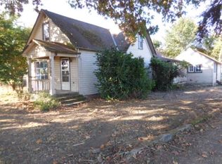 92984 River Rd, Junction City, OR 97448