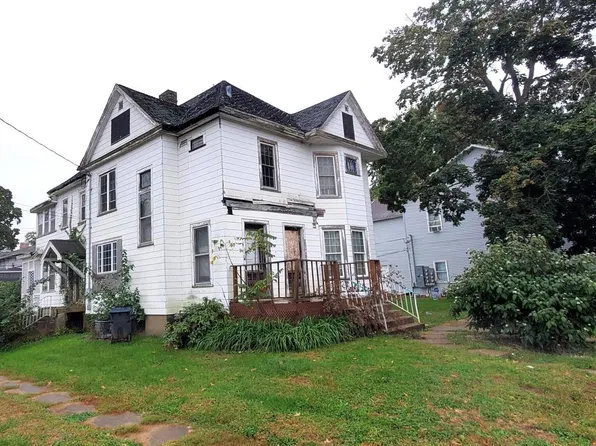 100 S Marshall St, Burlington, IA 52601