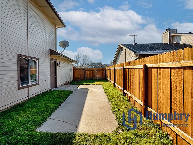 256 W Woodbury Dr — Photo 31