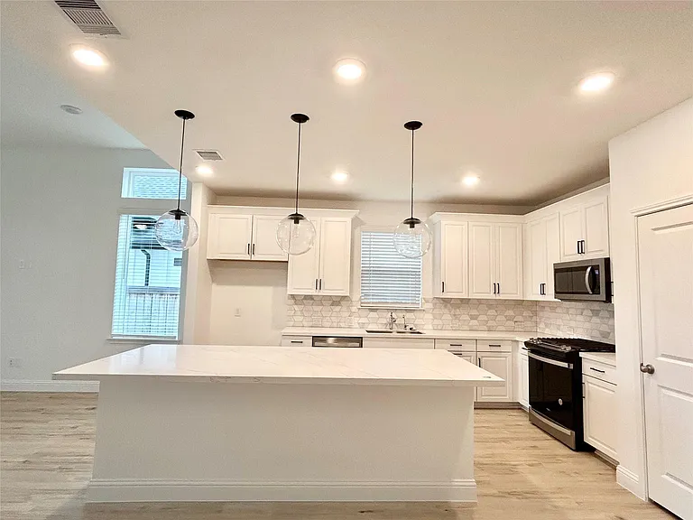 15310 Spanish Ranchos Ways — Photo 11