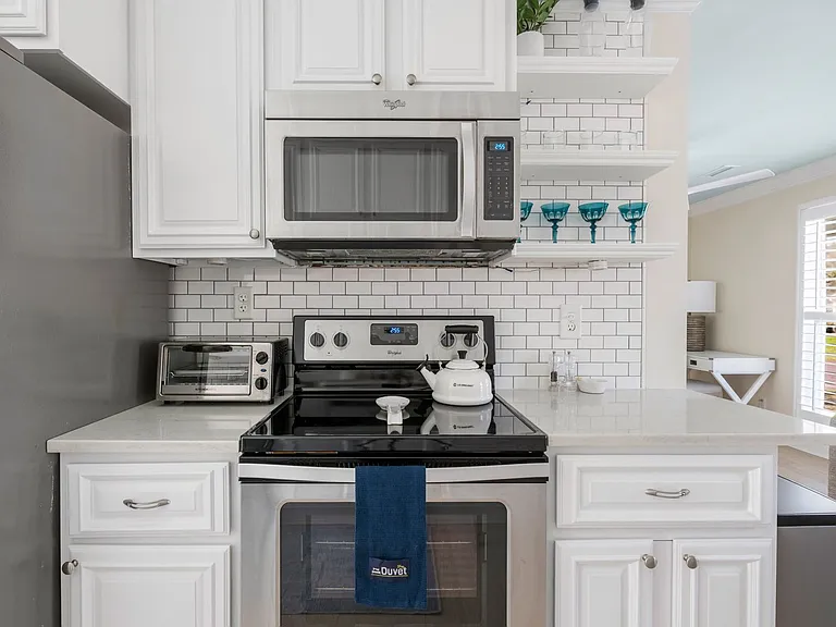 1121 Island View Dr — Photo 21