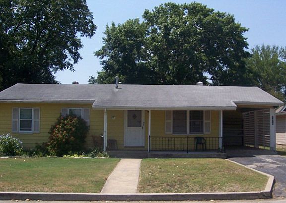 2nd image of 174 Skyview Ave