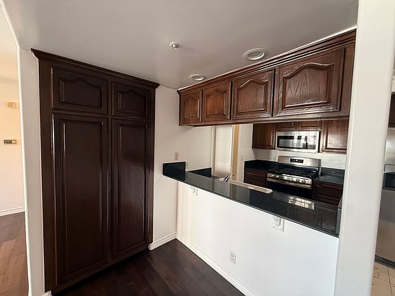 5th image of 1278 S Camden Dr APT 204