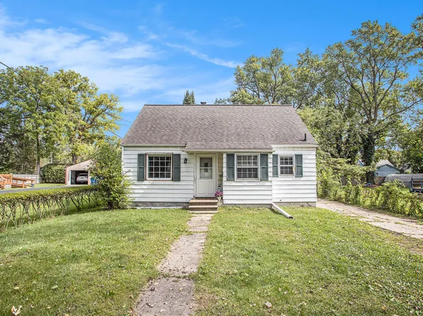 1512 Upland Dr, Kalamazoo, MI 49048