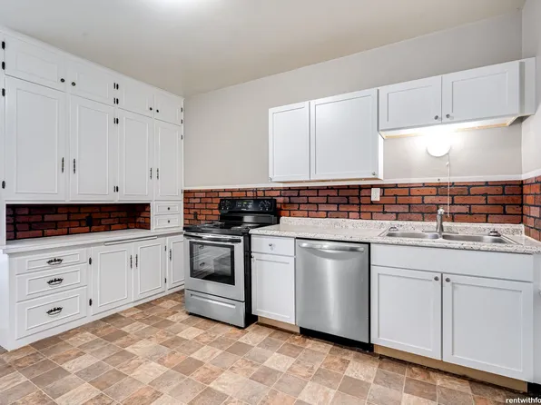702 Main Ave., 702 Main Ave #702, Kaukauna, WI 54130