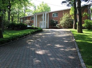 25 Callan Ave, Staten Island, NY 10304