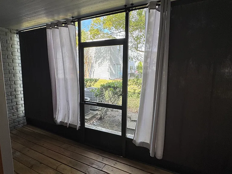 205 Lewfield Cir #205 — Photo 23