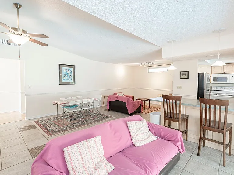 13009 Club Dr — Photo 14