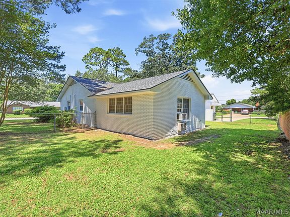 5th image of 305 Sterling Dr