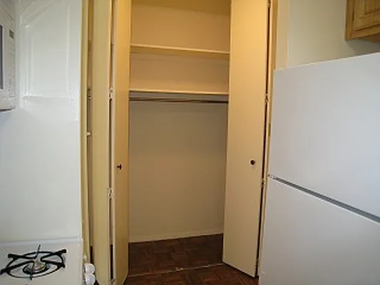 Rented by City Connections Realty | media 58