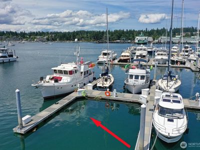 5834 Ward Avenue NE #B-25, Bainbridge Island, WA, 98110