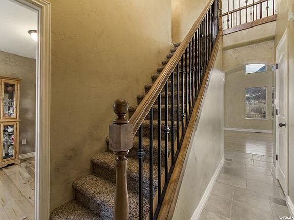 2nd image of 2768 E Canyon Crest Dr