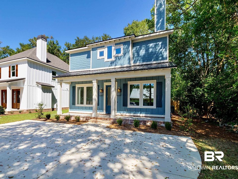 1st image of 755 Prospect Ave