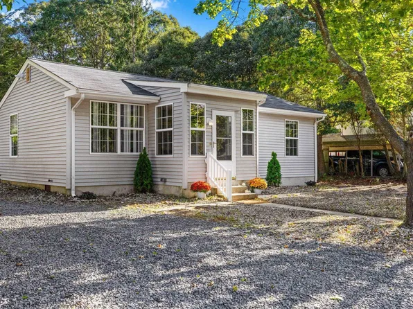 737 E Chanese Ln, Galloway, NJ 08205