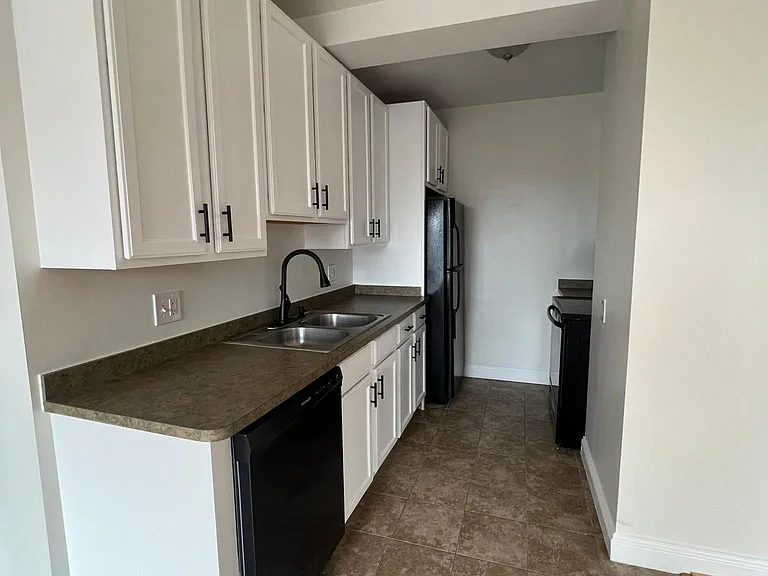 15 E Kirby St #326 — Photo 8