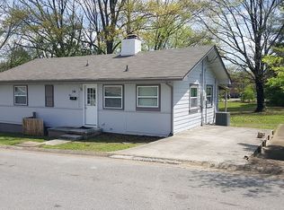 114 Thornton Rd, Oak Ridge, TN 37830