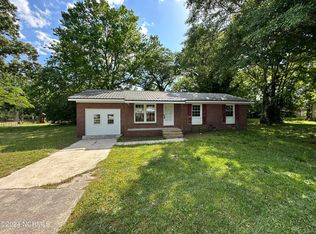 208 Melroy St, Mccoll, SC 29570